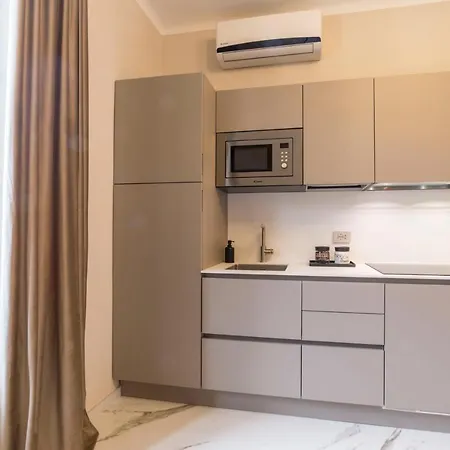 46 Apartment *